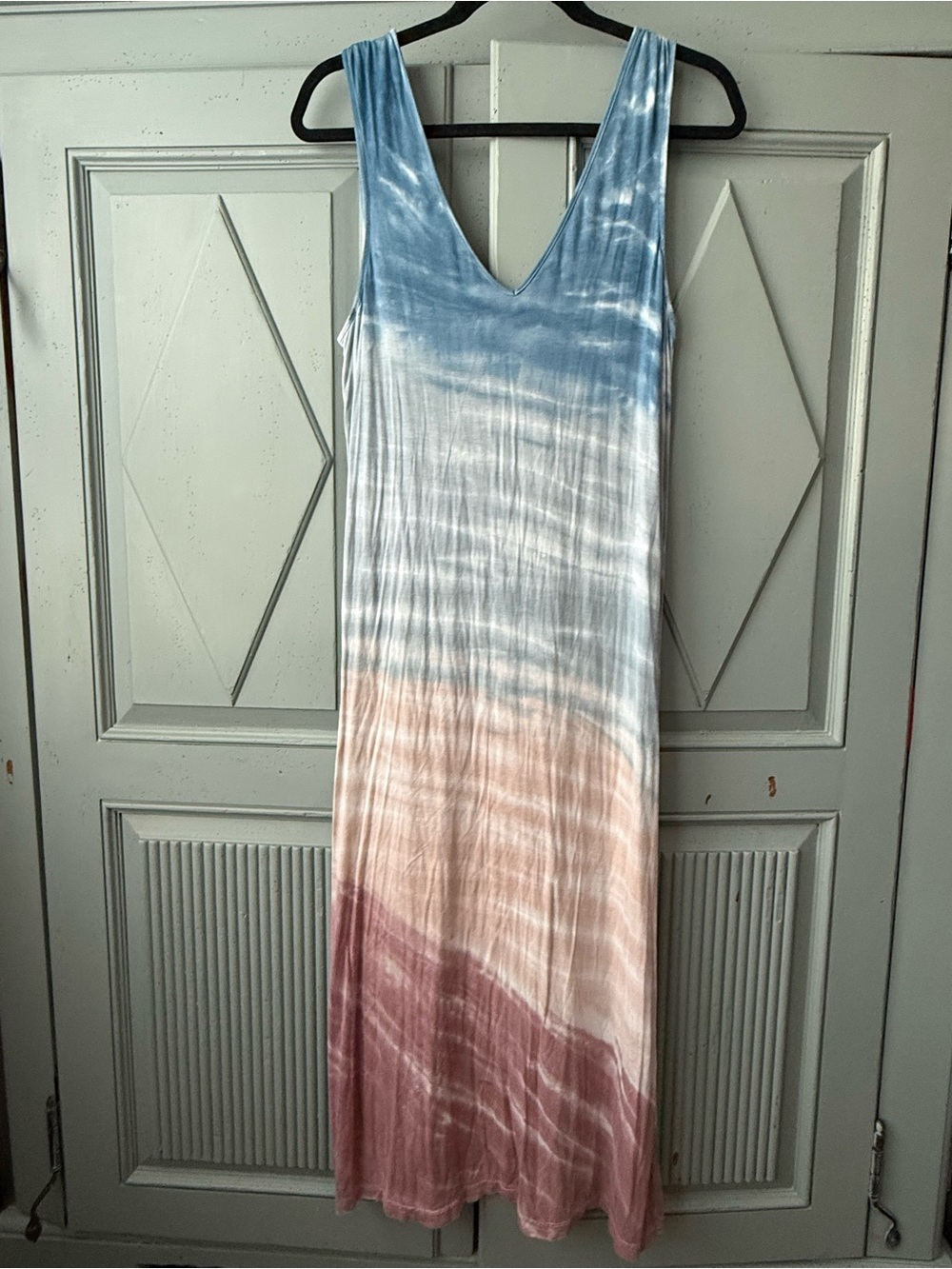 Splendid Blue, Cream & Pink Tie-Dye V-Neck Maxi Dress